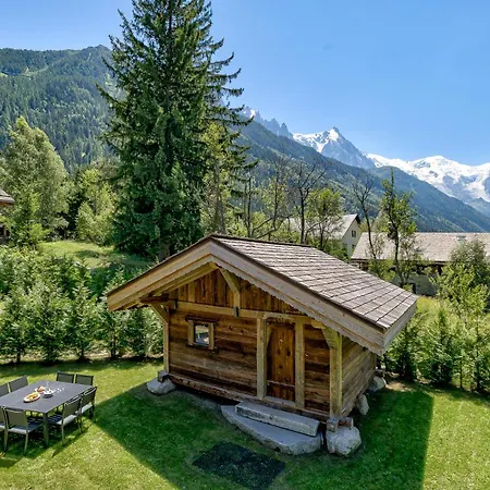 Chalet Chalet Black Wood