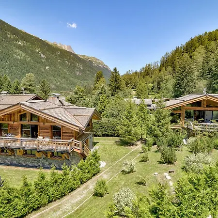 Chalet Chalet Black Wood *